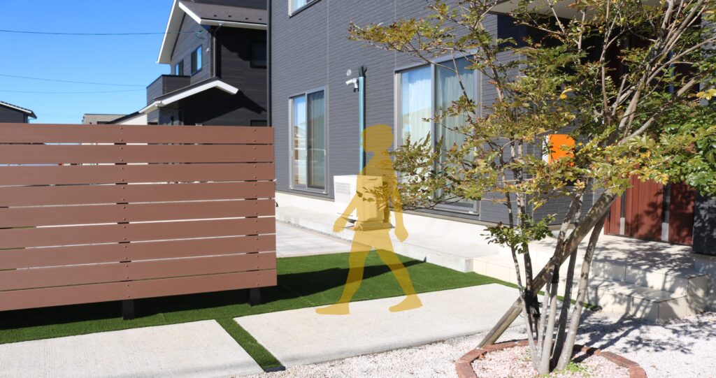 雲南市 外構リフォーム 庭を囲うフェンス施工事例
