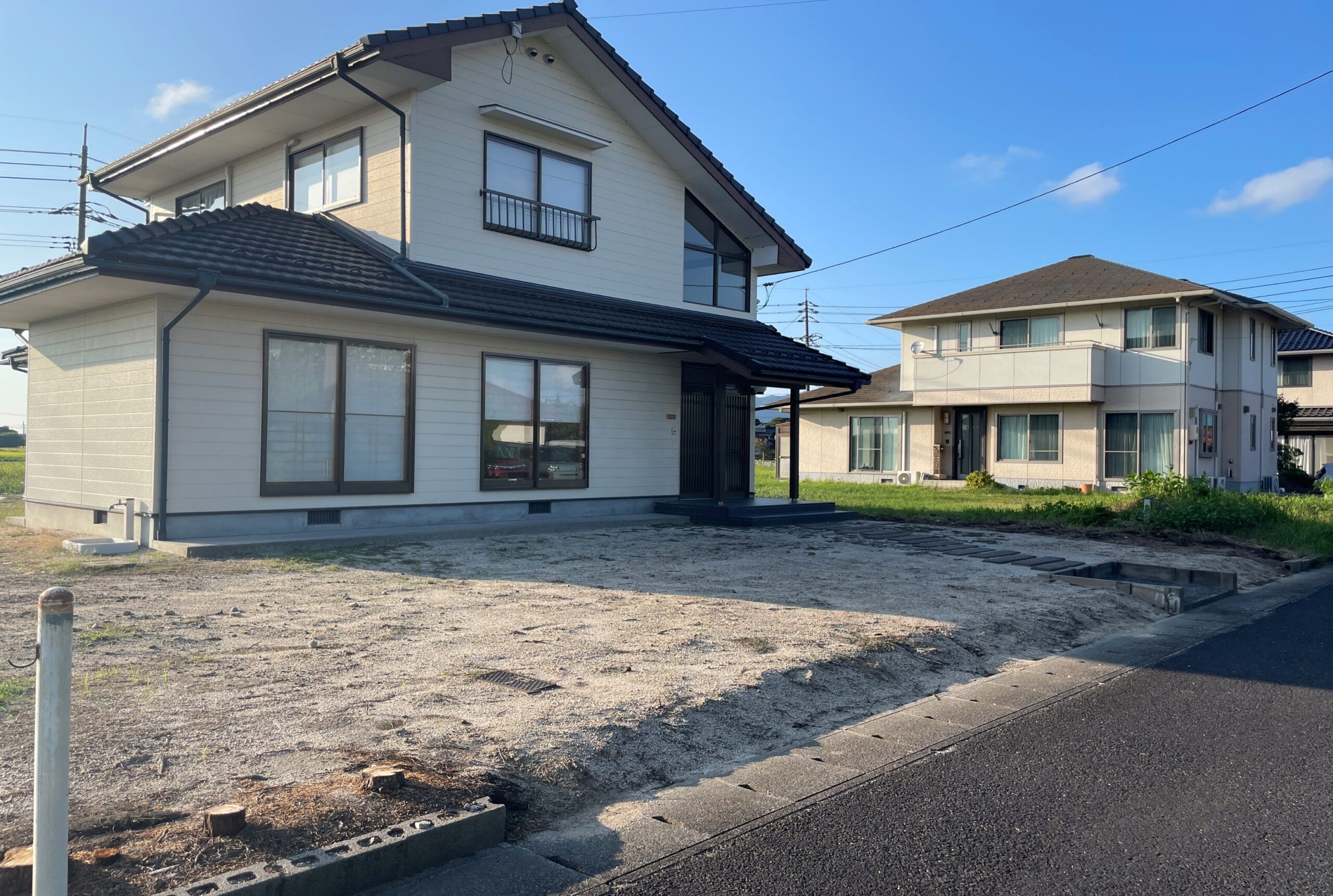 雲南市 外構リフォーム 段差があり通行しにくいアプローチ