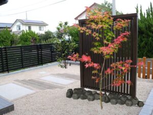 雲南市 門まわりリフォーム 段差を解消して快適に歩けるアプローチ